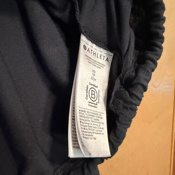 Athleta Cooldown Top XS - NWOT - Picture 6 of 7